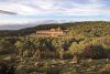 Panorámica del monasterio nuevo de San Juan de la Peña y su hospedería.